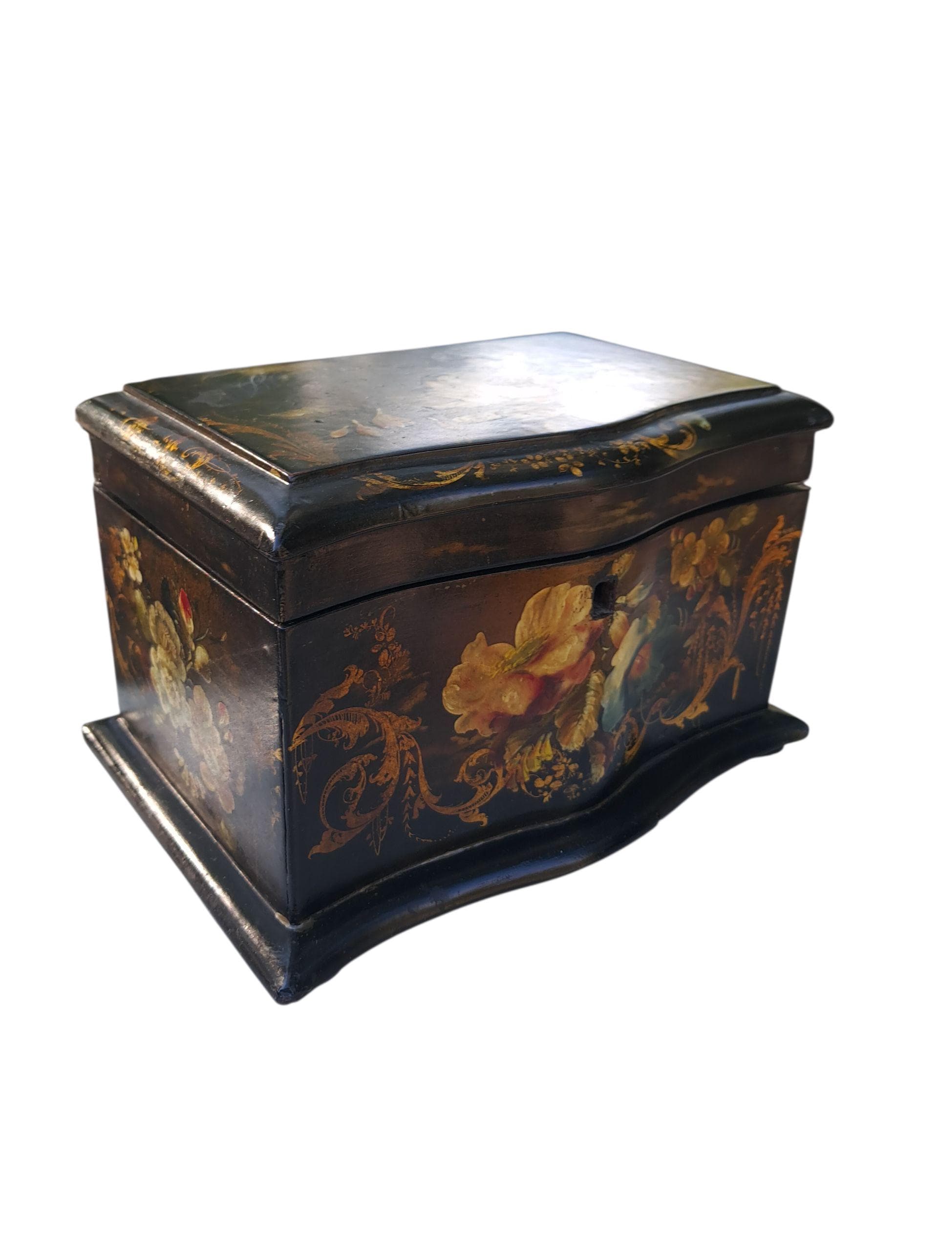 Antique Chinoiserie French Lacquered Tea Caddy: Floral Gold Gilding