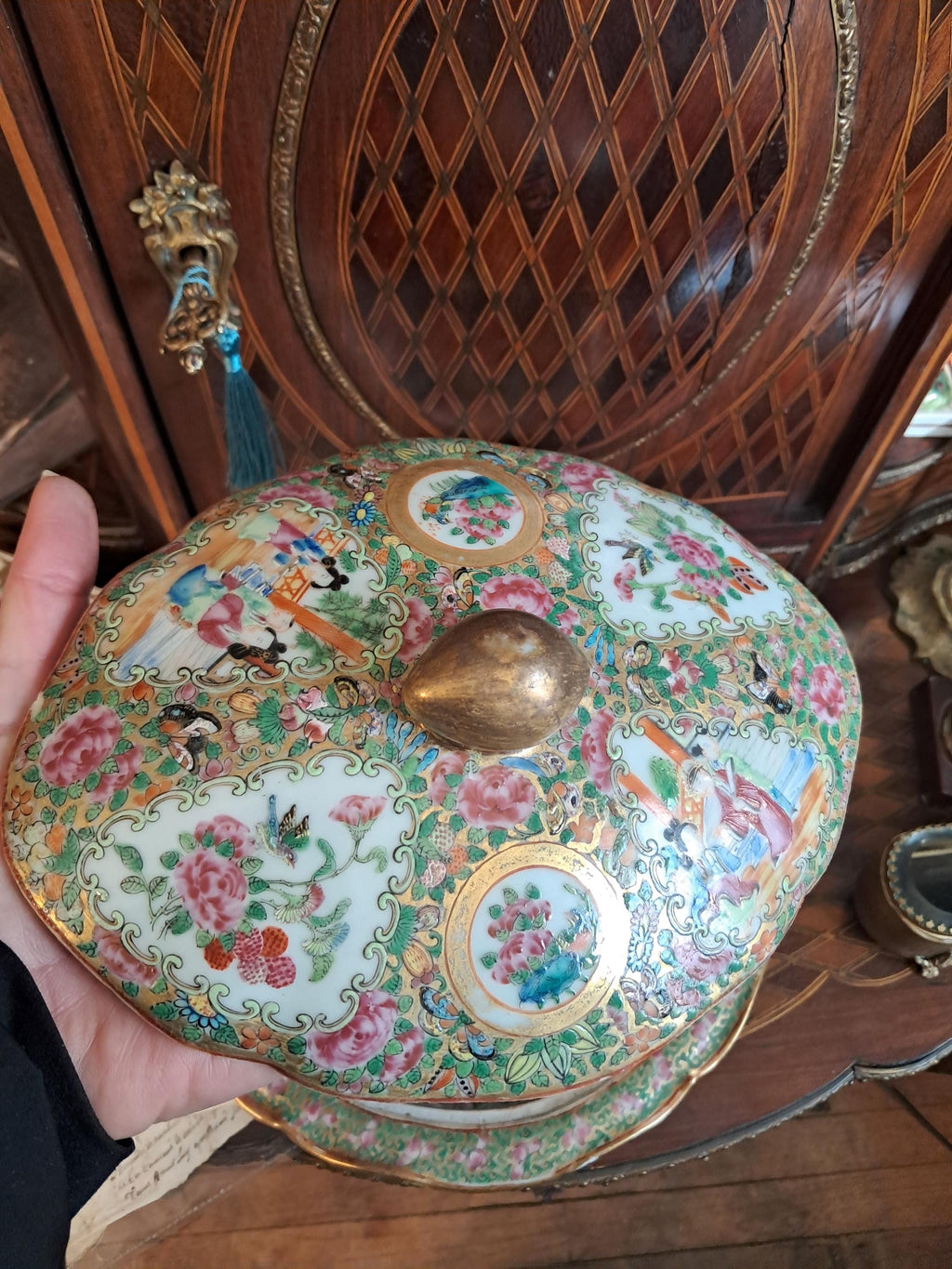 Early Rose Medallion Set of 3 Soup Tureens