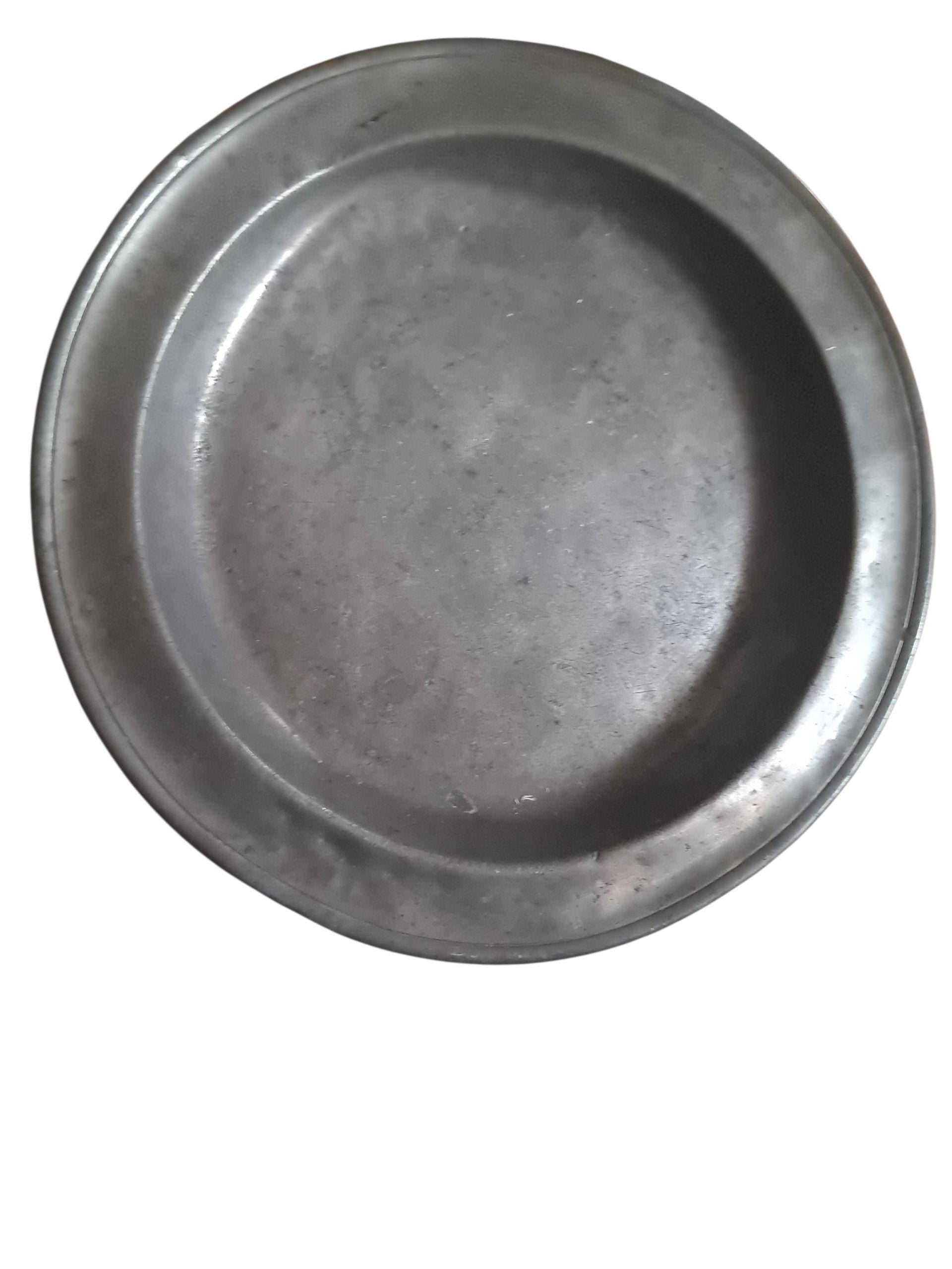 Early American Thomas Danforth Pewter Charger 13 Inches