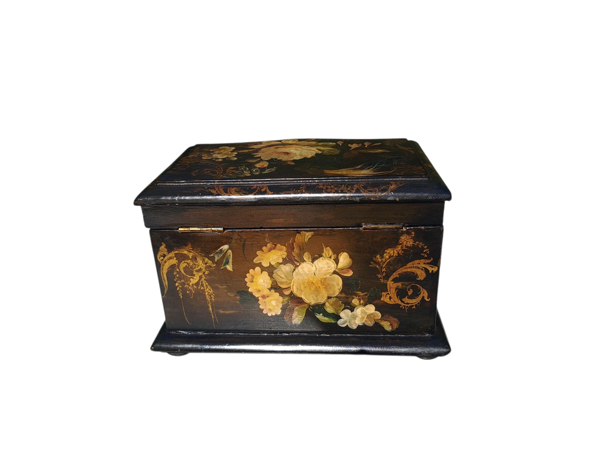 Antique Chinoiserie French Lacquered Tea Caddy: Floral Gold Gilding